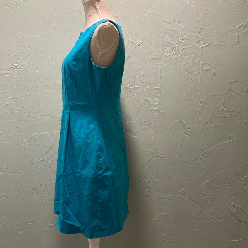 Tahari 
Aqua Blue sleeveless dress 
10 Lined - Picture 8 of 8